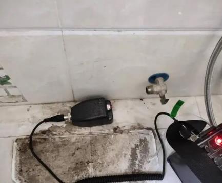 玉林屋顶漏水维修公司分享下卫生间漏水的危害及解决方法